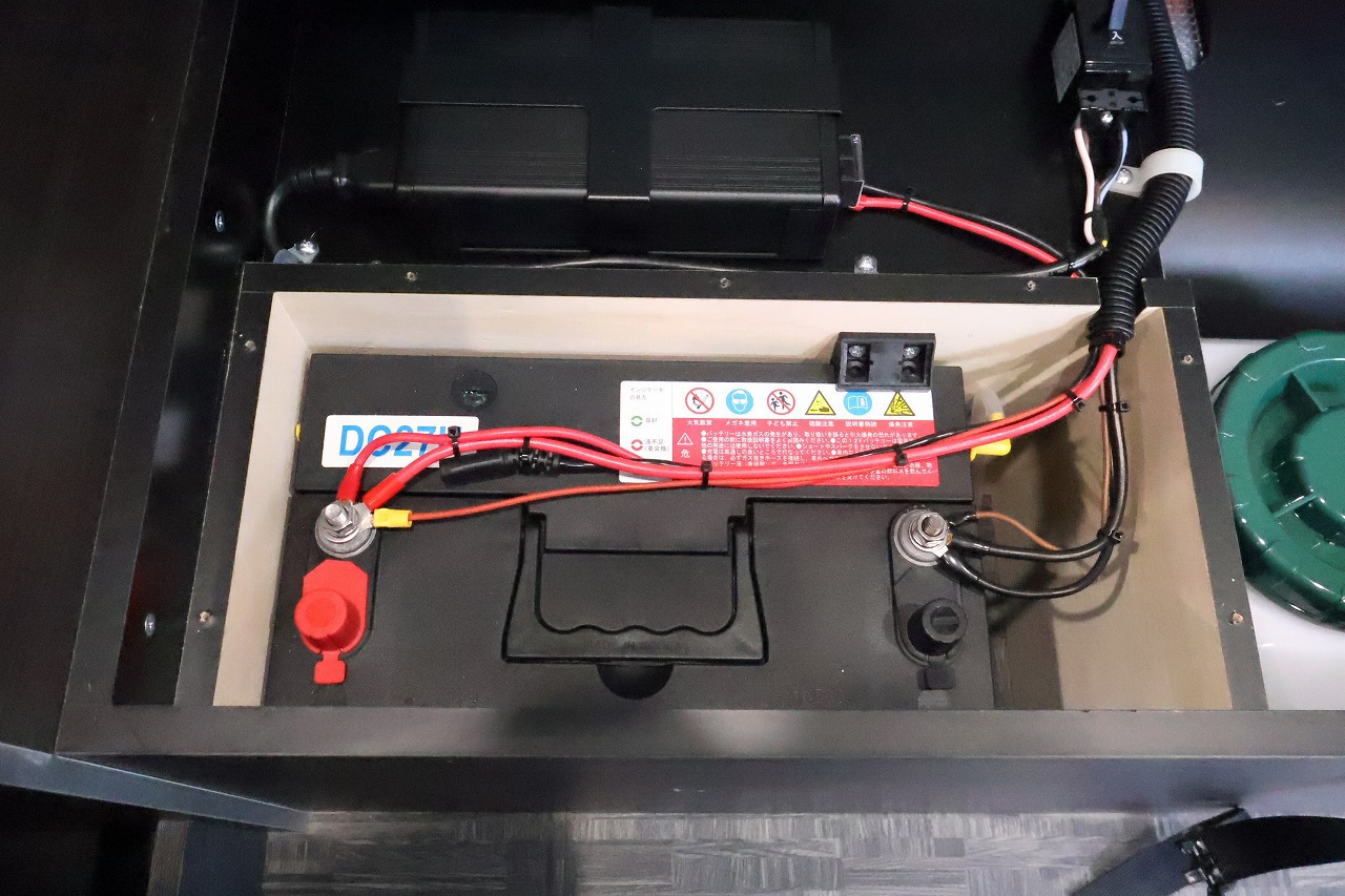 キャンピングカー バンコン ﾊｲｴｰｽ ｱﾙﾌﾚｯｸｽ ｼｰﾊﾞｽ 4WD