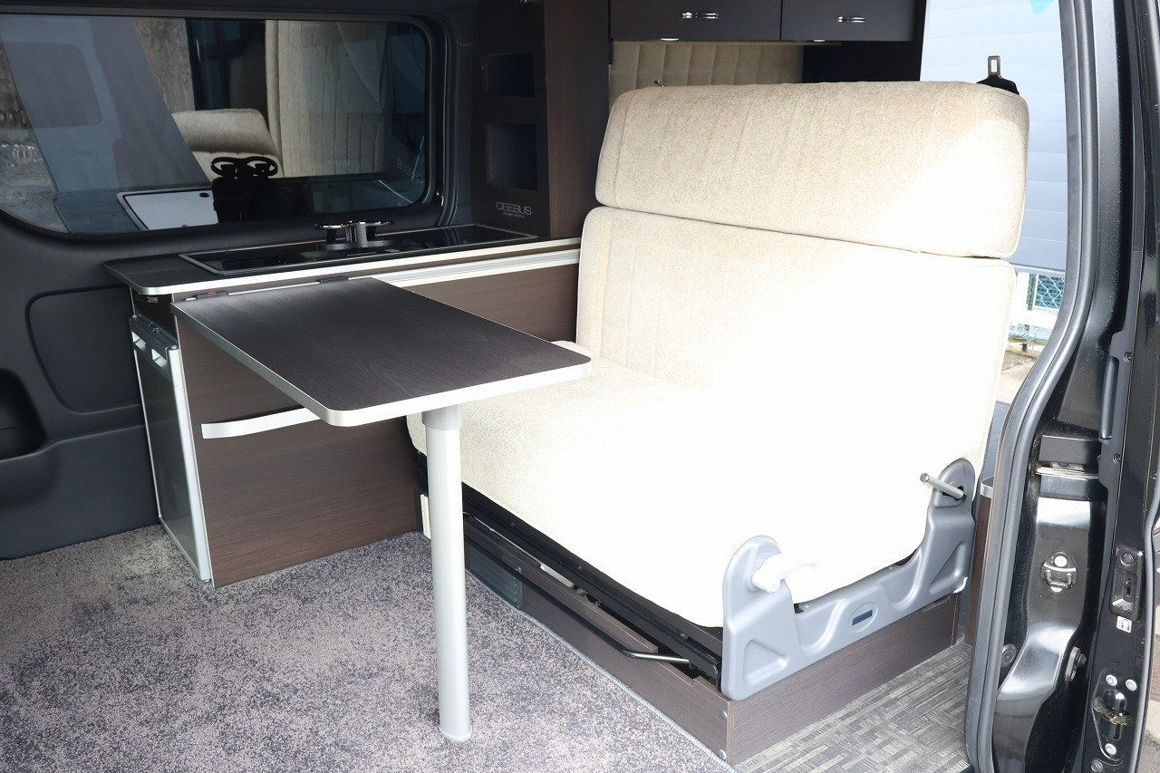 キャンピングカー バンコン ﾊｲｴｰｽ ｱﾙﾌﾚｯｸｽ ｼｰﾊﾞｽ 4WD