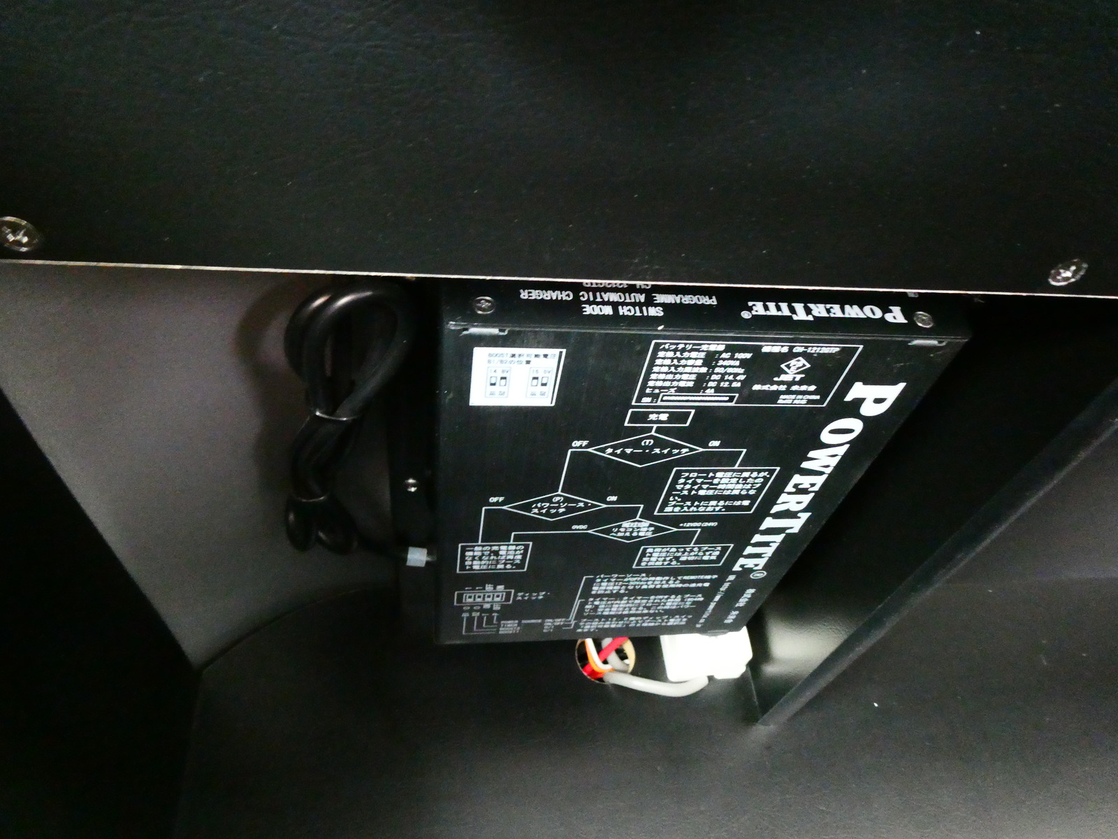 キャンピングカー バンコン ﾊﾞﾝﾃｯｸ新潟　ﾊﾞﾝﾚﾎﾞ　VR470　FFﾋｰﾀｰ