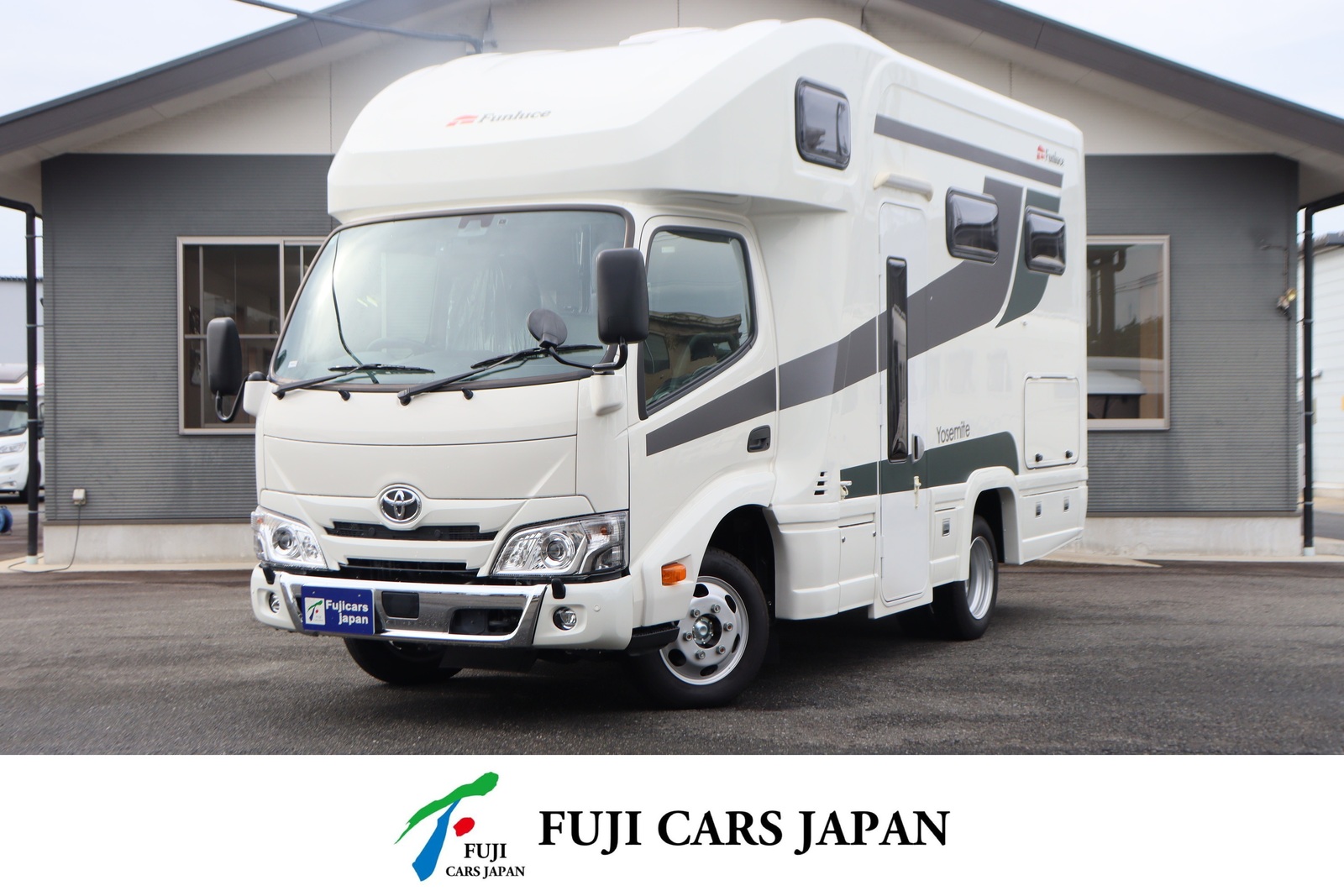 キャブコン カムロード ファンルーチェ ヨセミテ　家庭用エアコン