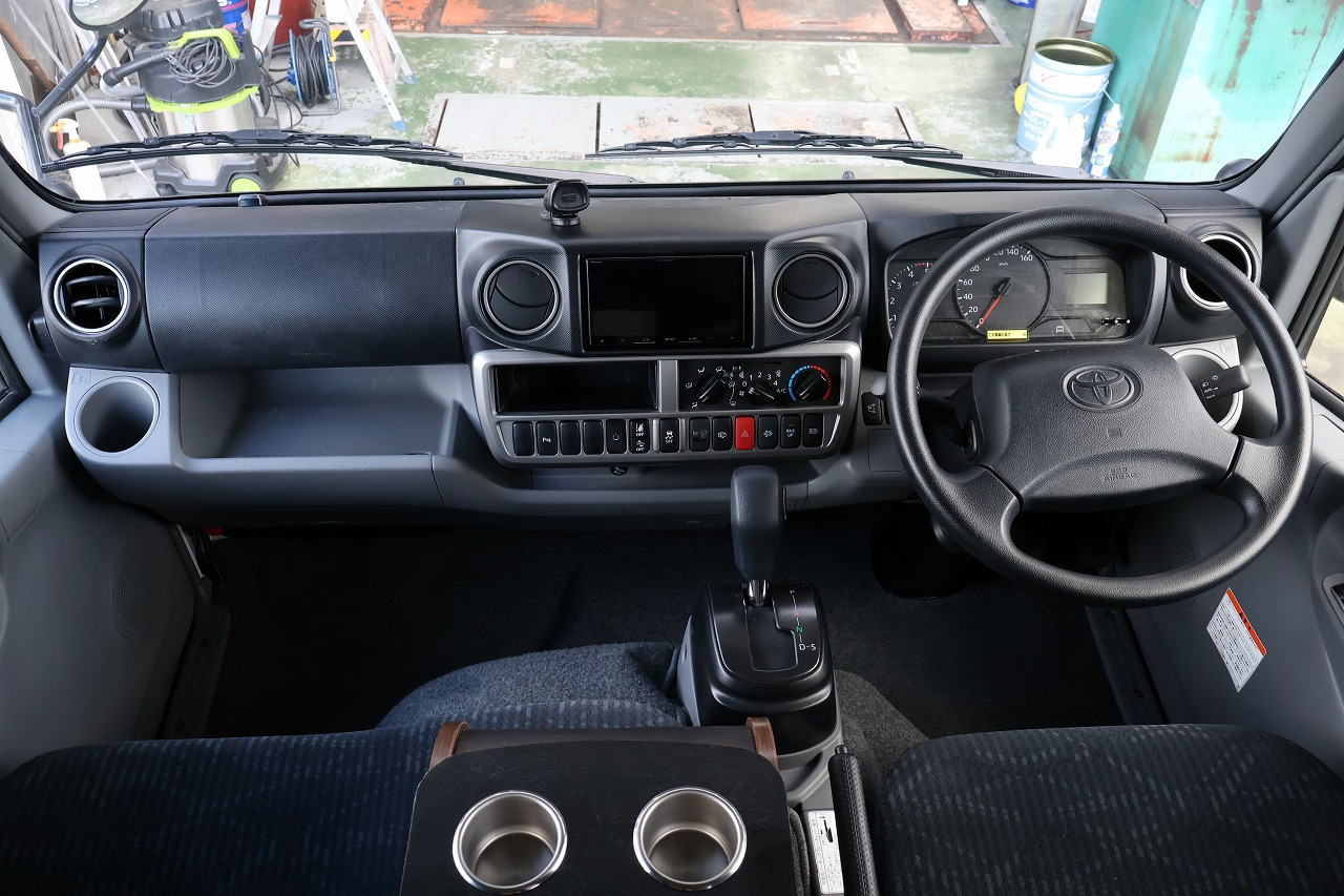 キャンピングカー キャブコン ｶﾑﾛｰﾄﾞ ﾊﾞﾝﾃｯｸ ｼﾞﾙｲﾘｽ 4WD