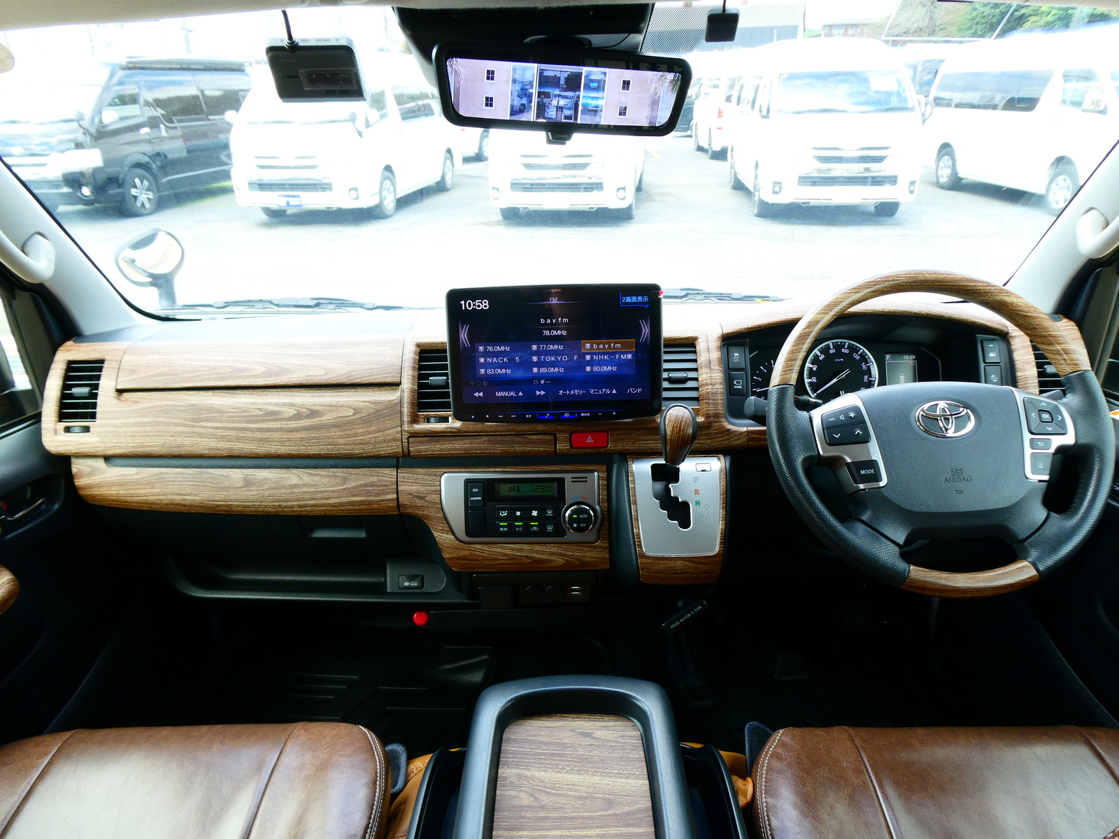 キャンピングカー バンコン ﾌﾚｯｸｽ　FD-BOX　ﾍﾞｯﾄﾞｷｯﾄ　就寝目安3名