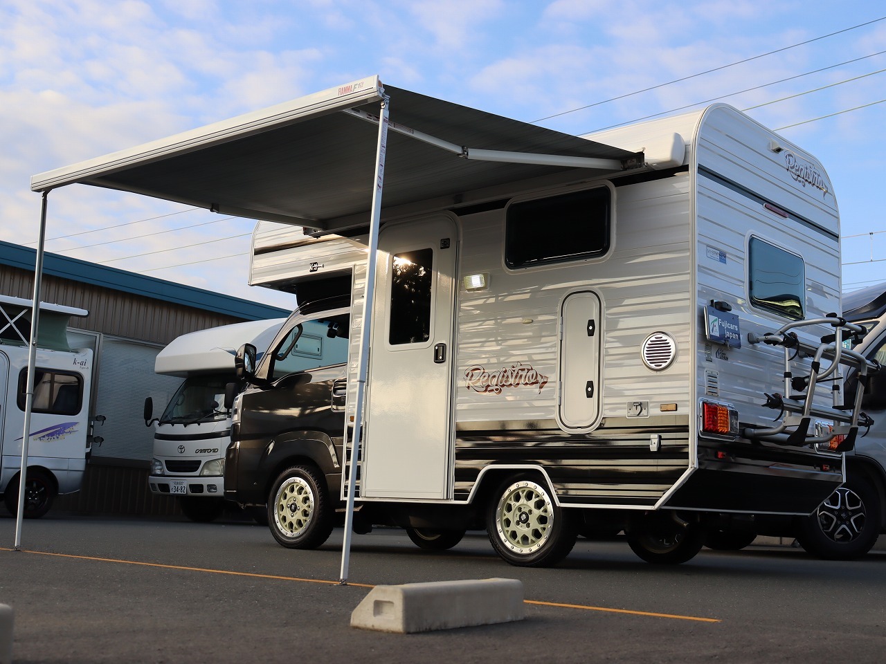 キャンピングカー 軽キャンパー ﾋﾟｸｼｽ ﾐｽﾃｨｯｸ ﾚｼﾞｽﾄﾛ 4WD MT車