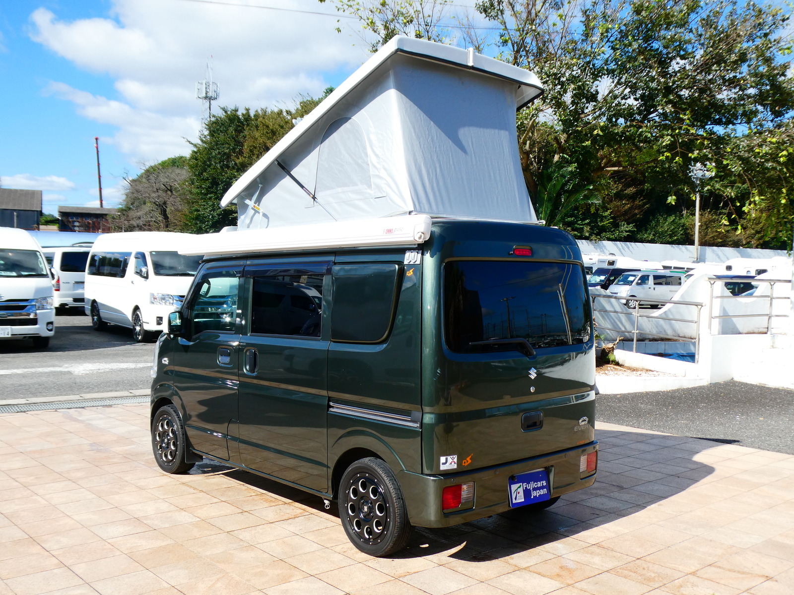 キャンピングカー 軽キャンパー ｴﾌﾞﾘｲ ｵｰﾄﾜﾝ 給電くん 4WD