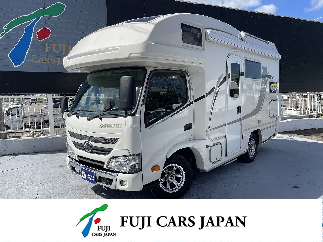 キャンピングカー キャブコン カムロード バンテック ジル520 4WD