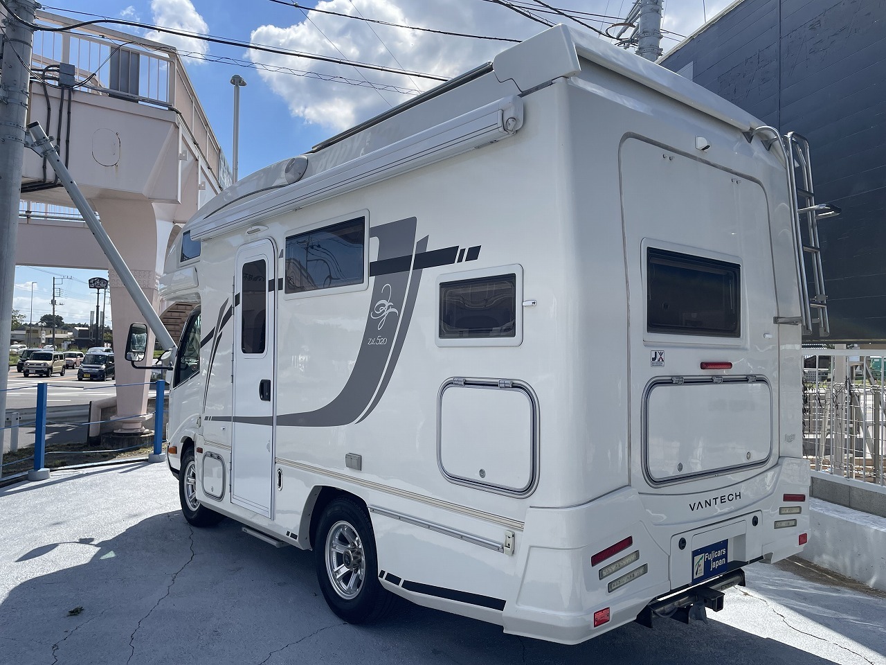 キャンピングカー キャブコン ｶﾑﾛｰﾄﾞ ﾊﾞﾝﾃｯｸ ｼﾞﾙ520 4WD