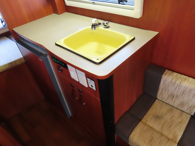 キャンピングカー キャブコン ｶﾑﾛｰﾄﾞﾅｯﾂRV ｸﾚｿﾝﾎﾞﾔｰｼﾞｭW　ﾘﾁｳﾑ