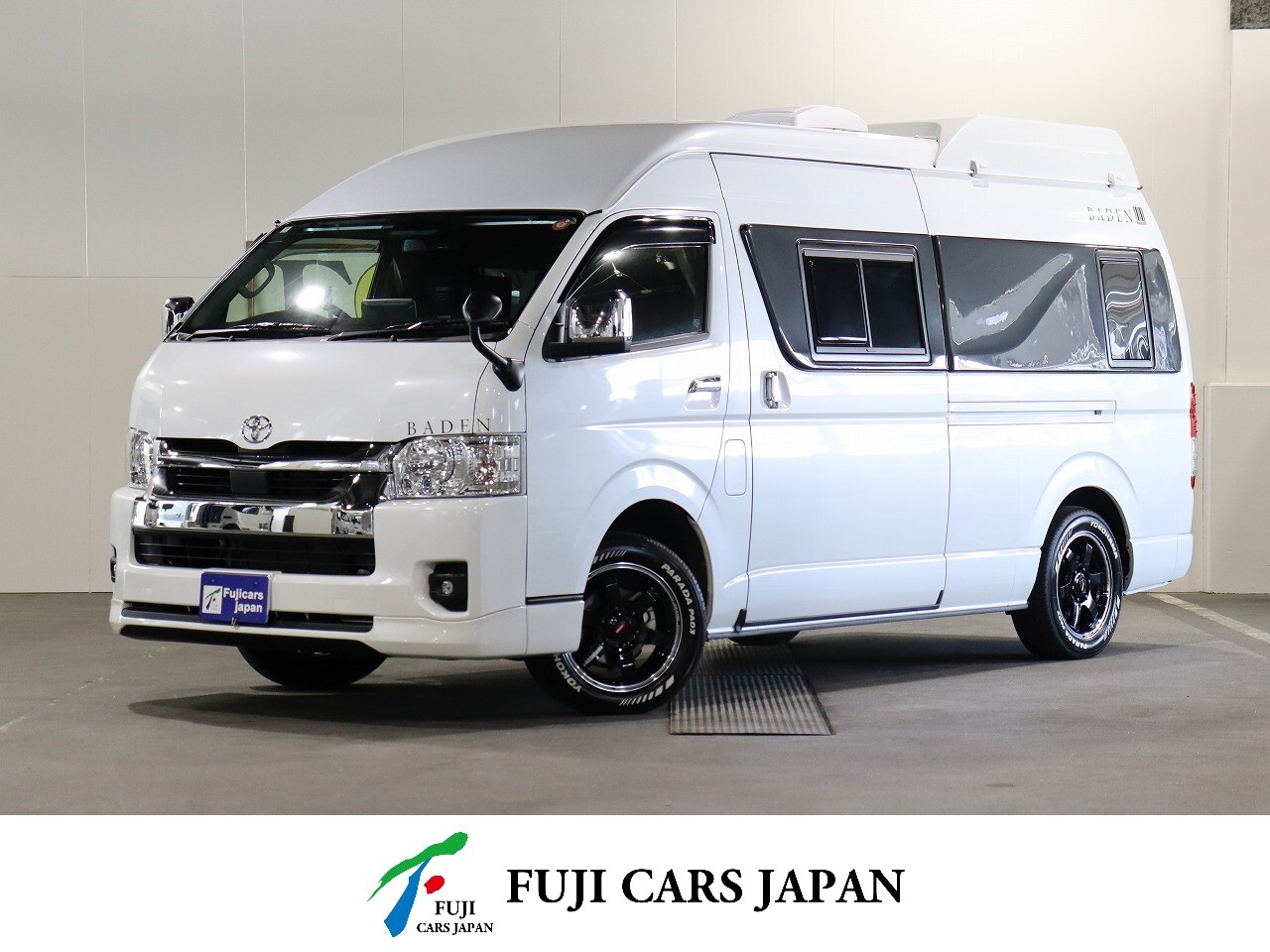 キャンピングカー バンコン ハイエース トイファクトリー バーデン 4WD　FF