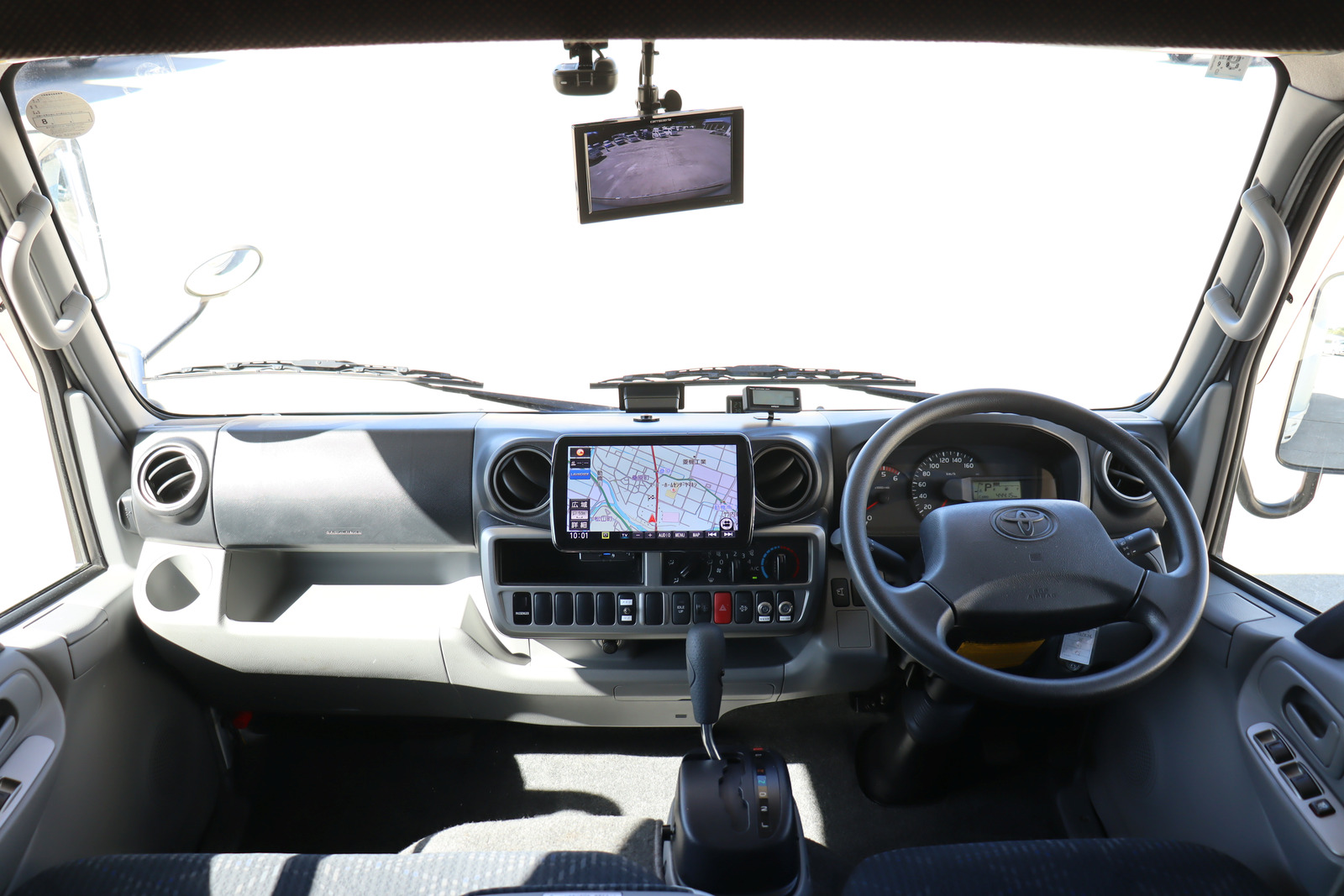 キャンピングカー キャブコン ｶﾑﾛｰﾄﾞ ﾅｯﾂRV　ｸﾚｱ5.3Xｴﾎﾞﾘｭｰｼｮﾝ　