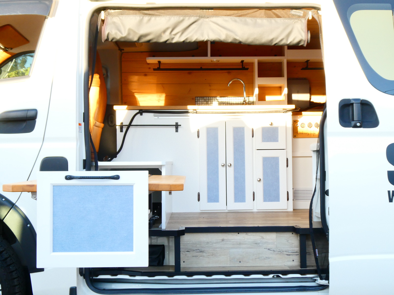 キャンピングカー バンコン ﾜｰｸｳﾞｫｯｸｽ　ｾﾄﾞﾅ　ﾚｲｸｻｲﾄﾞ　軽油4WD