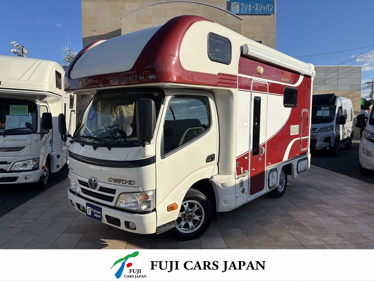 キャブコン 東和モータース　ヴォーン　ズィーベン　R2B　4WD