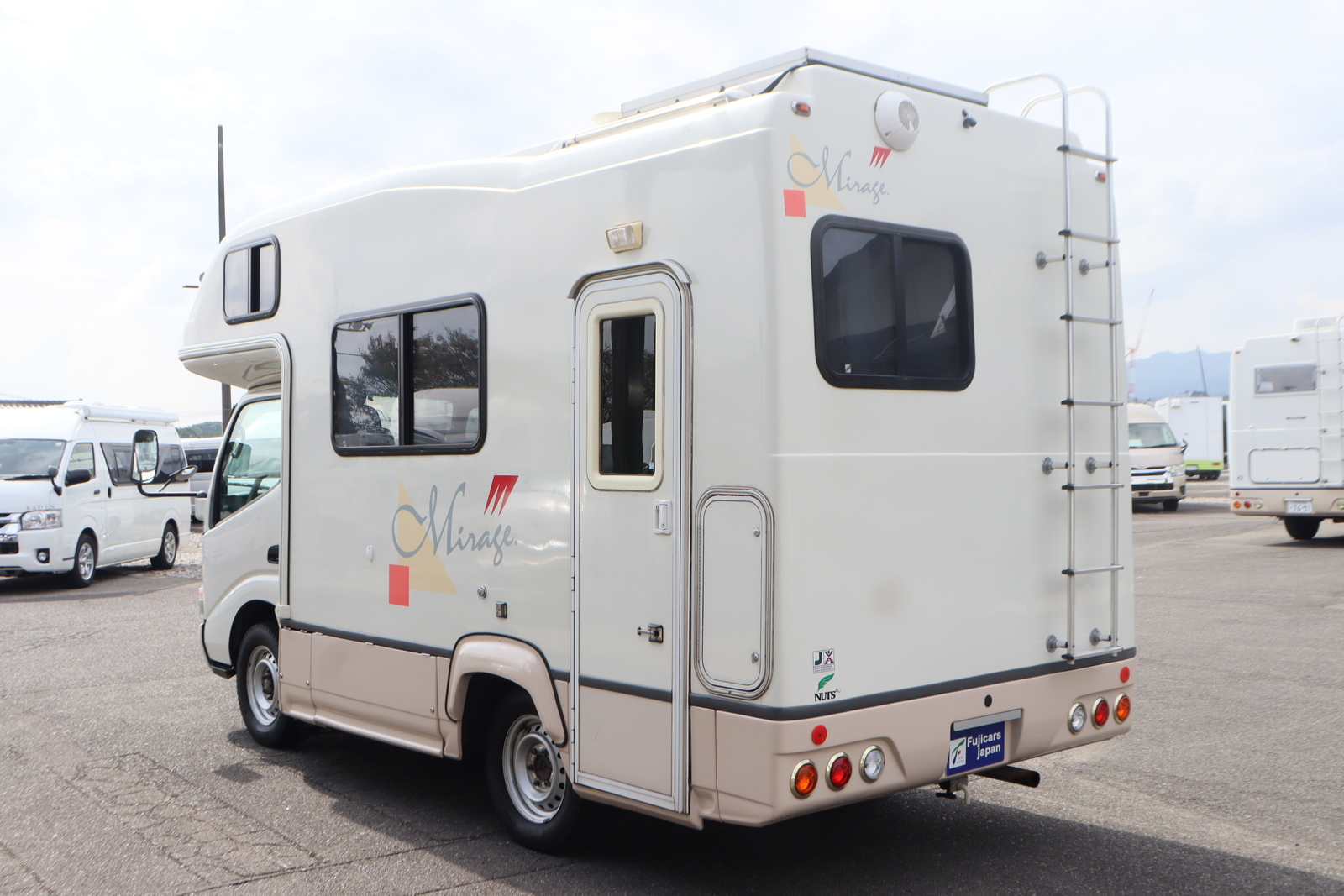 キャンピングカー キャブコン ｶﾑﾛｰﾄﾞ ﾅｯﾂRV ﾐﾗｰｼﾞｭ