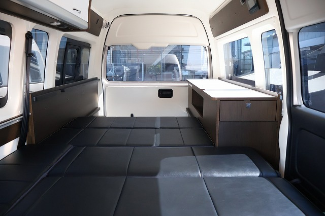 キャンピングカー バンコン ﾊｲｴｰｽ ﾄｲﾌｧｸﾄﾘｰ ﾄｲｽﾞBOX 4WD