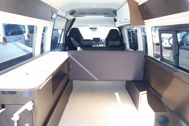 キャンピングカー バンコン ﾊｲｴｰｽ ﾄｲﾌｧｸﾄﾘｰ ﾄｲｽﾞBOX 4WD