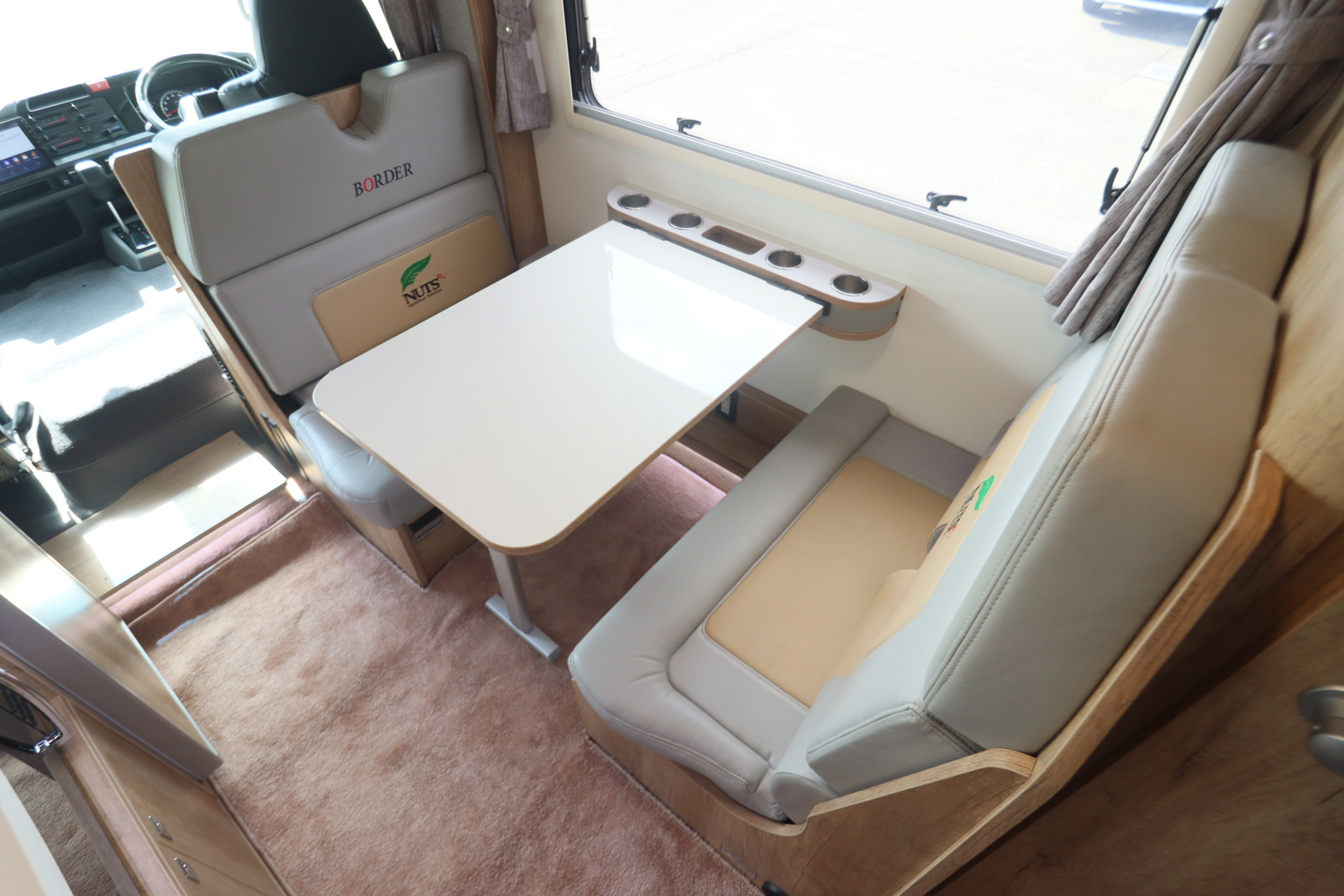 キャンピングカー バスコン ｺｰｽﾀｰ ﾅｯﾂRVﾎﾞｰﾀﾞｰﾊﾞﾝｸｽﾊｲﾊﾟｰｴﾎﾞ