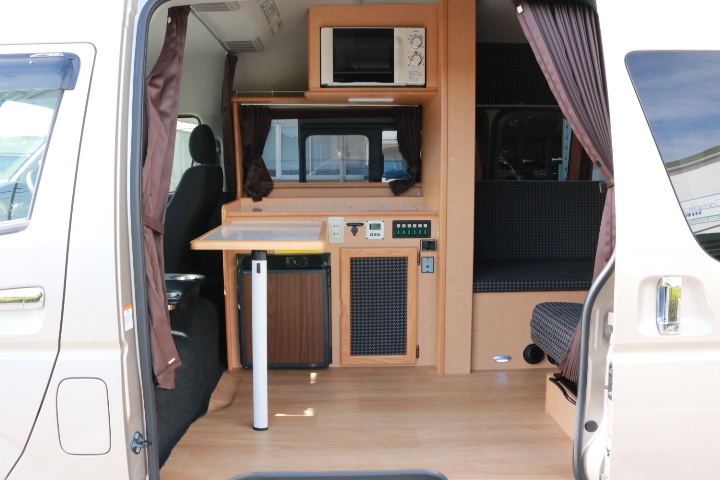 キャンピングカー バンコン ﾊｲｴｰｽ OMC 銀河 4WD　12Vｸｰﾗｰ　FF