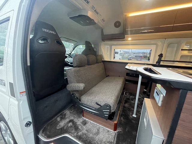 キャンピングカー バンコン ﾊｲｴｰｽ ﾃﾞﾙﾀﾘﾝｸ ﾀﾞｰｳｨﾝQ3 4WD