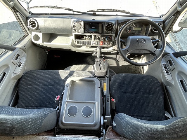キャンピングカー キャブコン ｶﾑﾛｰﾄﾞ ﾅｯﾂRV ｸﾚｿﾝｼﾞｬｰﾆｰ家庭用ｴｱｺﾝ