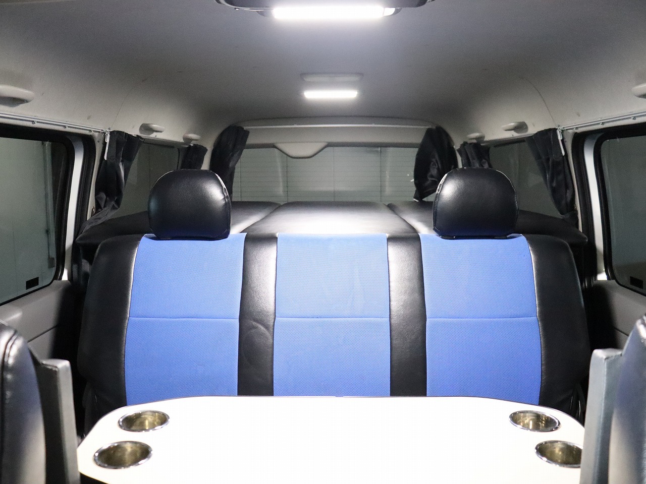 キャンピングカー バンコン ﾚｼﾞｱｽｴｰｽ　ﾍﾞｯﾄﾞｷｯﾄ　4WD　FFﾋｰﾀｰ