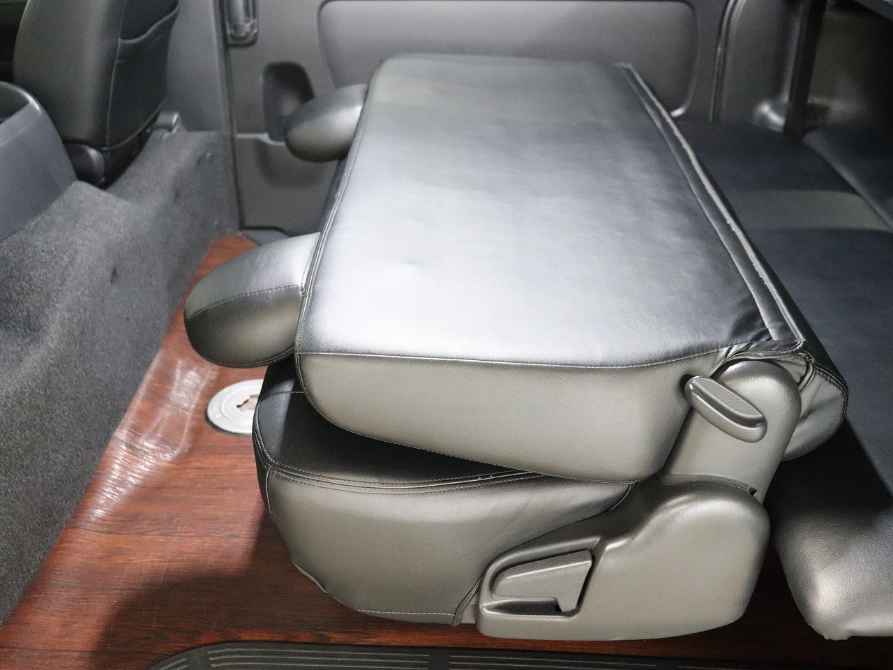 トヨタ バンコン ﾚｼﾞｱｽｴｰｽ　ﾍﾞｯﾄﾞｷｯﾄ　4WD　FFﾋｰﾀｰ
