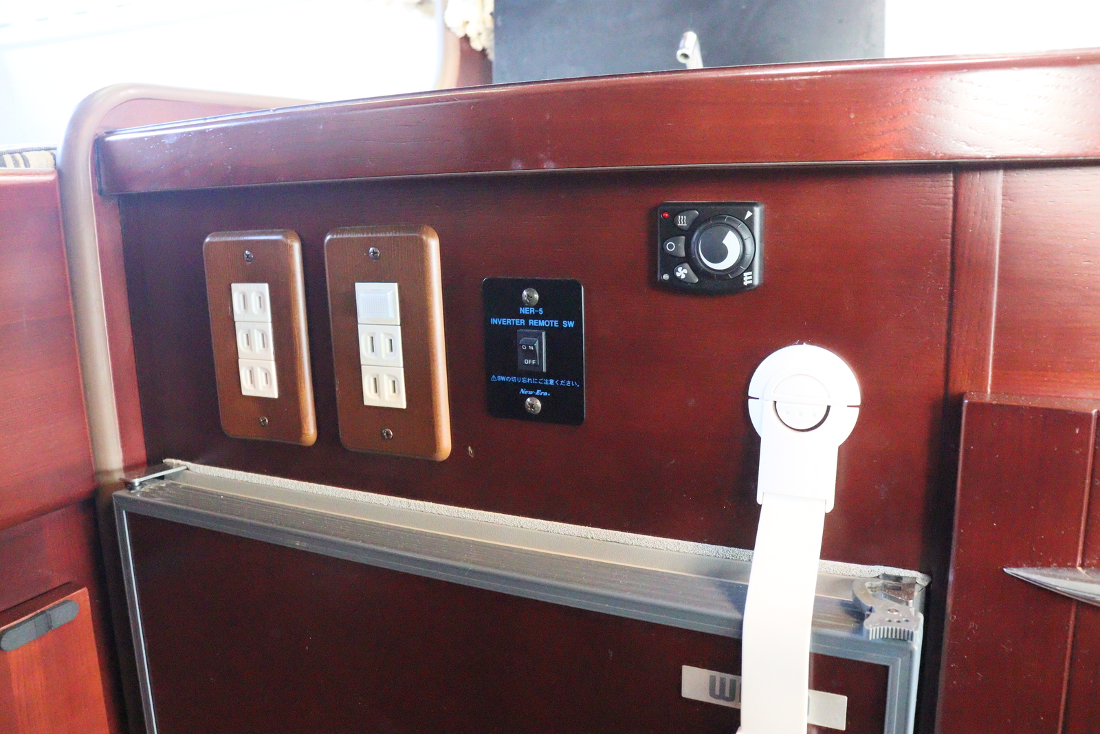 キャンピングカー キャブコン ｶﾑﾛｰﾄﾞ ﾅｯﾂRV ﾐﾗｰｼﾞｭﾀｲﾌﾟX