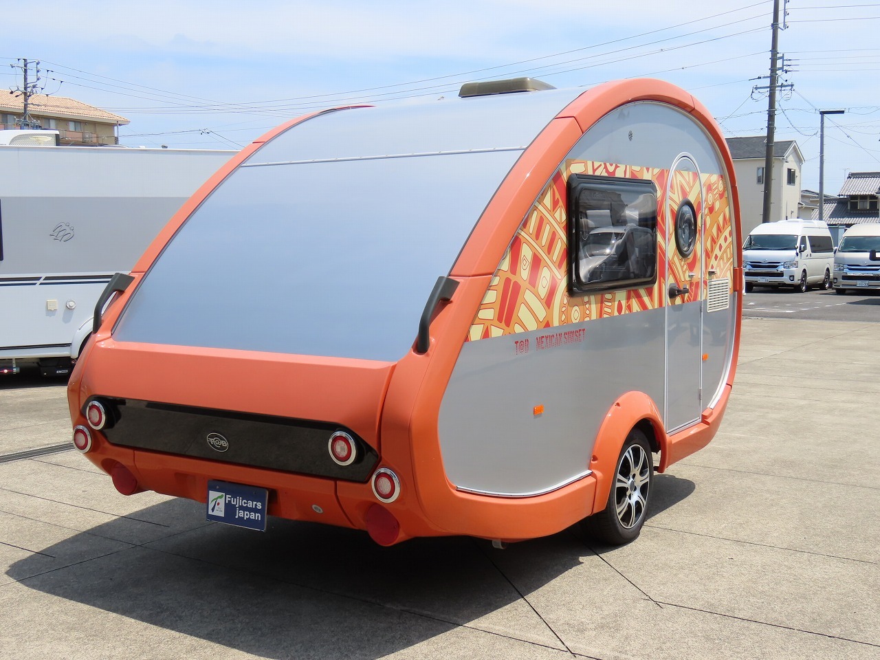 キャンピングカー トレーラー ﾀﾊﾞｰﾄ320RS　ｽﾓｰﾙｴｯｸﾞ