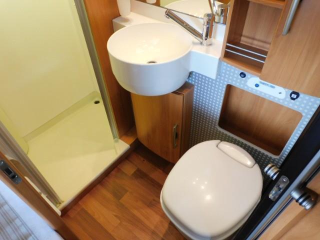 キャンピングカー バスコン ﾍﾞﾝﾂ ｽﾌﾟﾘﾝﾀｰ ﾊｲﾏｰB655SL  