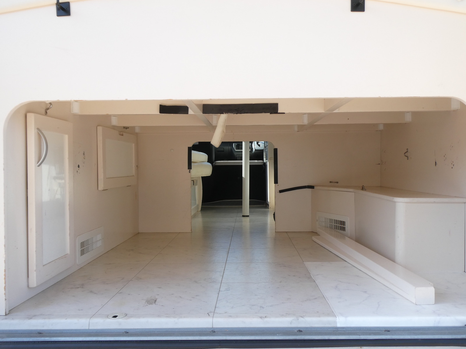 キャンピングカー バンコン RVﾋﾞｯｸﾌｯﾄ　ﾘﾄﾙﾉｵｸﾀｰﾋﾞｱ　FF　ｿｰﾗｰﾊﾟﾈﾙ