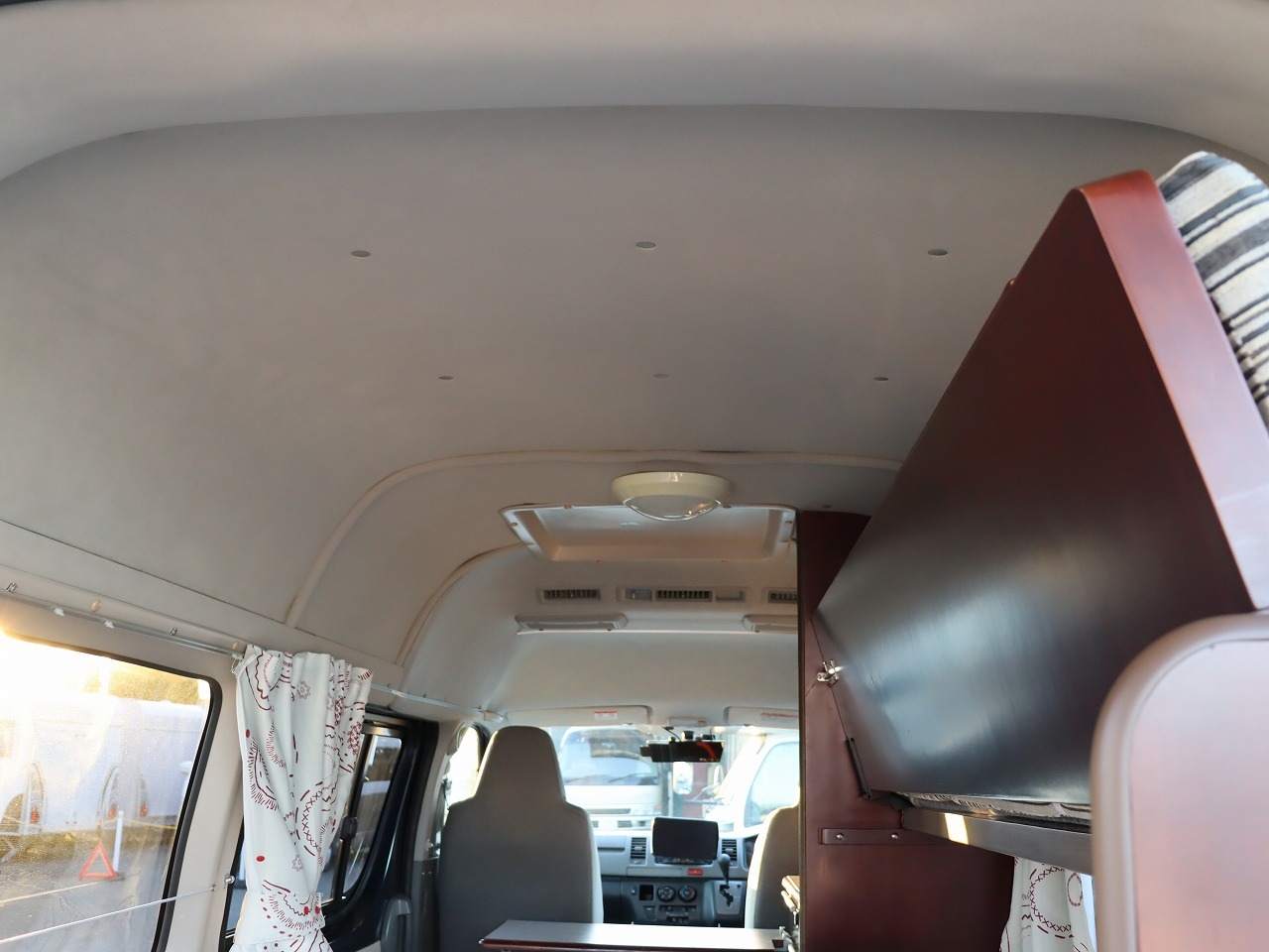 キャンピングカー バンコン ﾊｲｴｰｽ ﾅｯﾂRV ﾗﾃﾞｨｯｼｭｺﾝﾎﾟ FFﾋｰﾀｰ