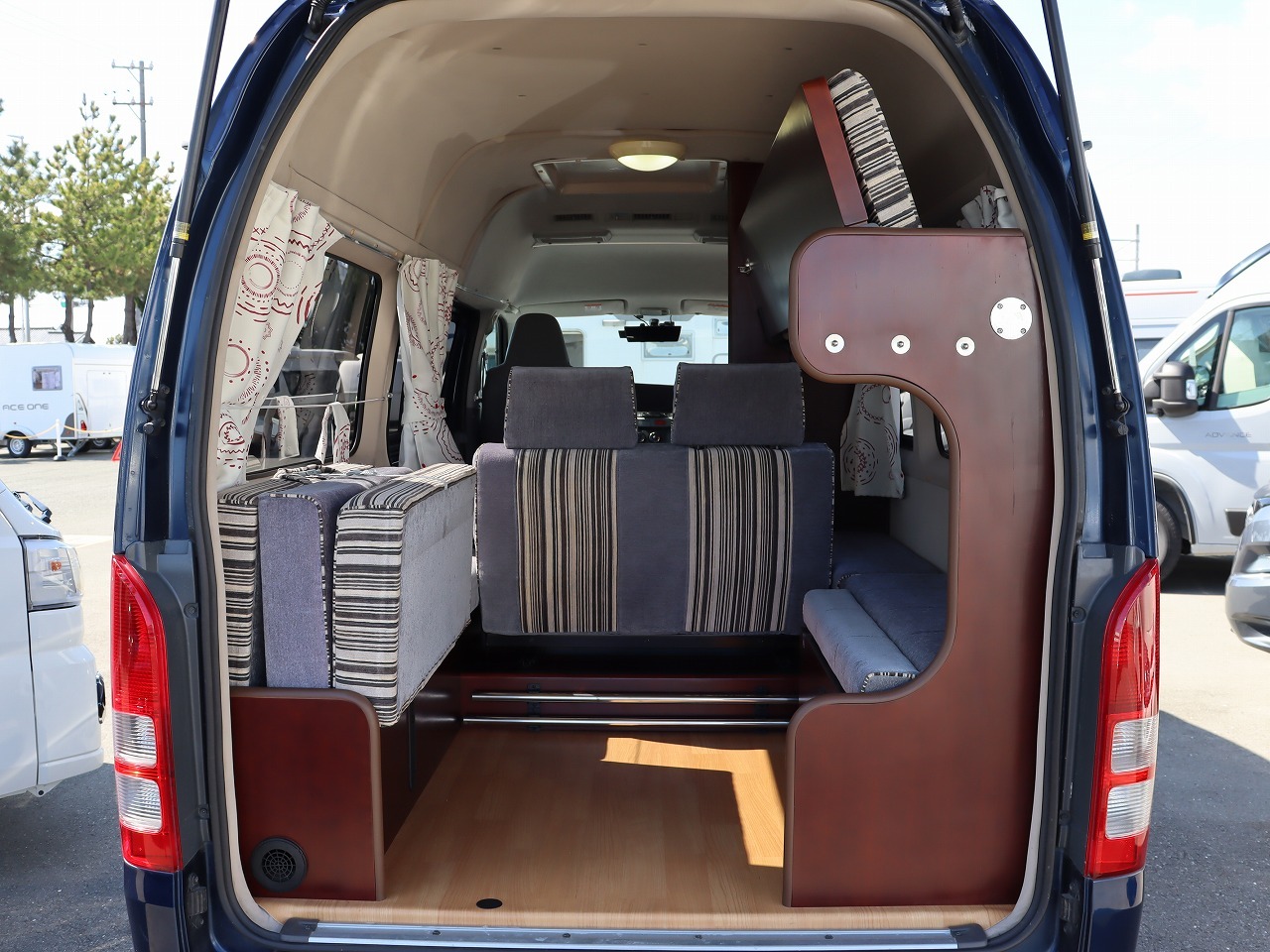 キャンピングカー バンコン ﾊｲｴｰｽ ﾅｯﾂRV ﾗﾃﾞｨｯｼｭｺﾝﾎﾟ FFﾋｰﾀｰ