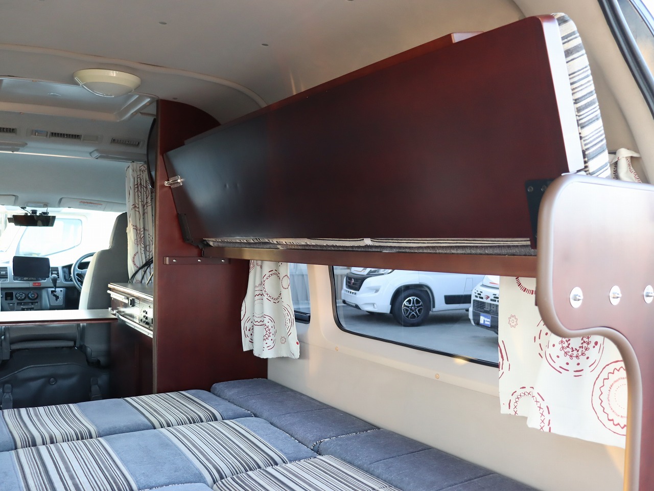 キャンピングカー バンコン ﾊｲｴｰｽ ﾅｯﾂRV ﾗﾃﾞｨｯｼｭｺﾝﾎﾟ FFﾋｰﾀｰ