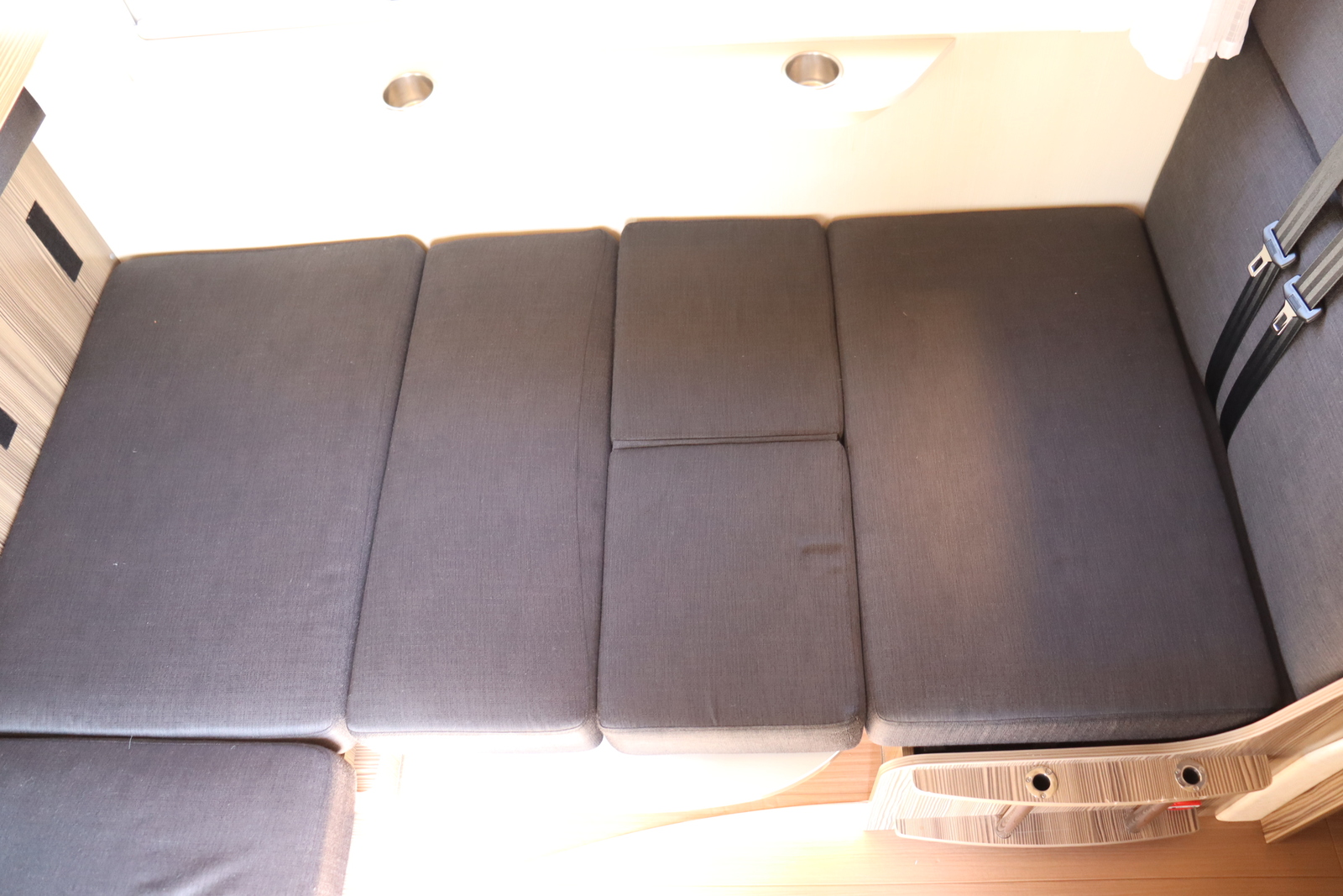 キャンピングカー キャブコン ｶﾑﾛｰﾄﾞ ﾊﾞﾝﾃｯｸｼﾞﾙ520 家庭用ｴｱｺﾝ4WD