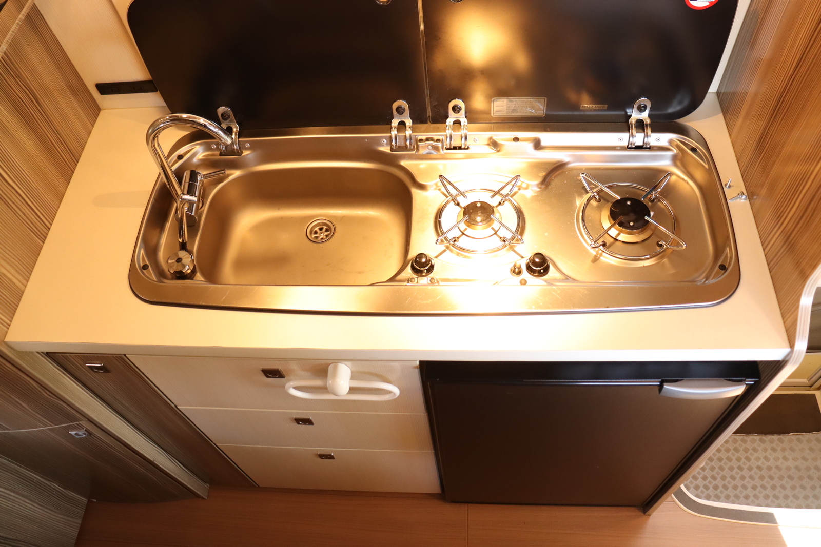 キャンピングカー キャブコン ｶﾑﾛｰﾄﾞ ﾊﾞﾝﾃｯｸｼﾞﾙ520 家庭用ｴｱｺﾝ4WD