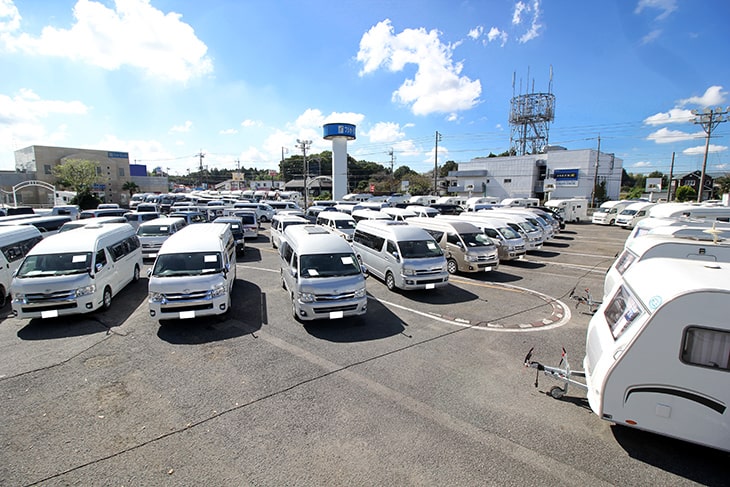 柏 キャンピングカー専門店(千葉県) 店舗外観