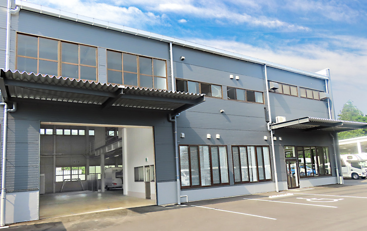 埼玉寄居 キャンピングカー専門店(埼玉県) 店舗外観